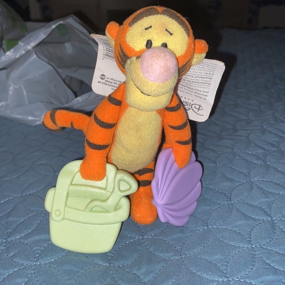 Tigger Rattle - Picture 3 of 4